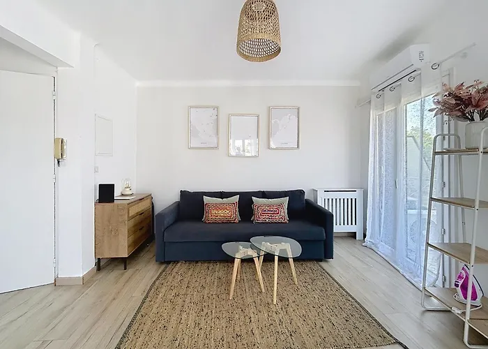 Hippodrome Apartament *